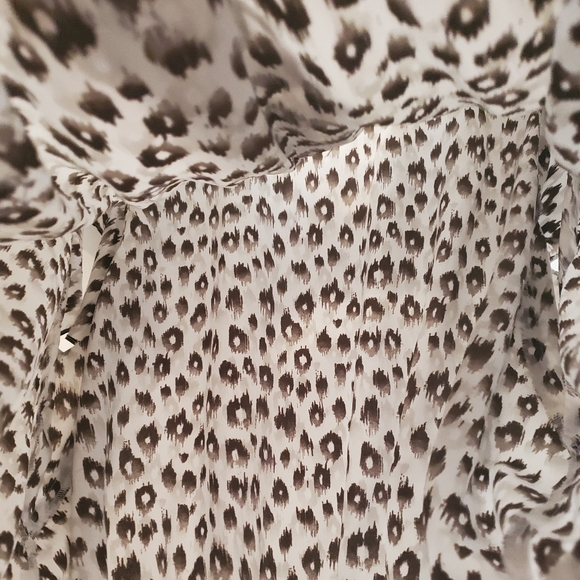 Ruffle sleeve top - Picture 11 of 15